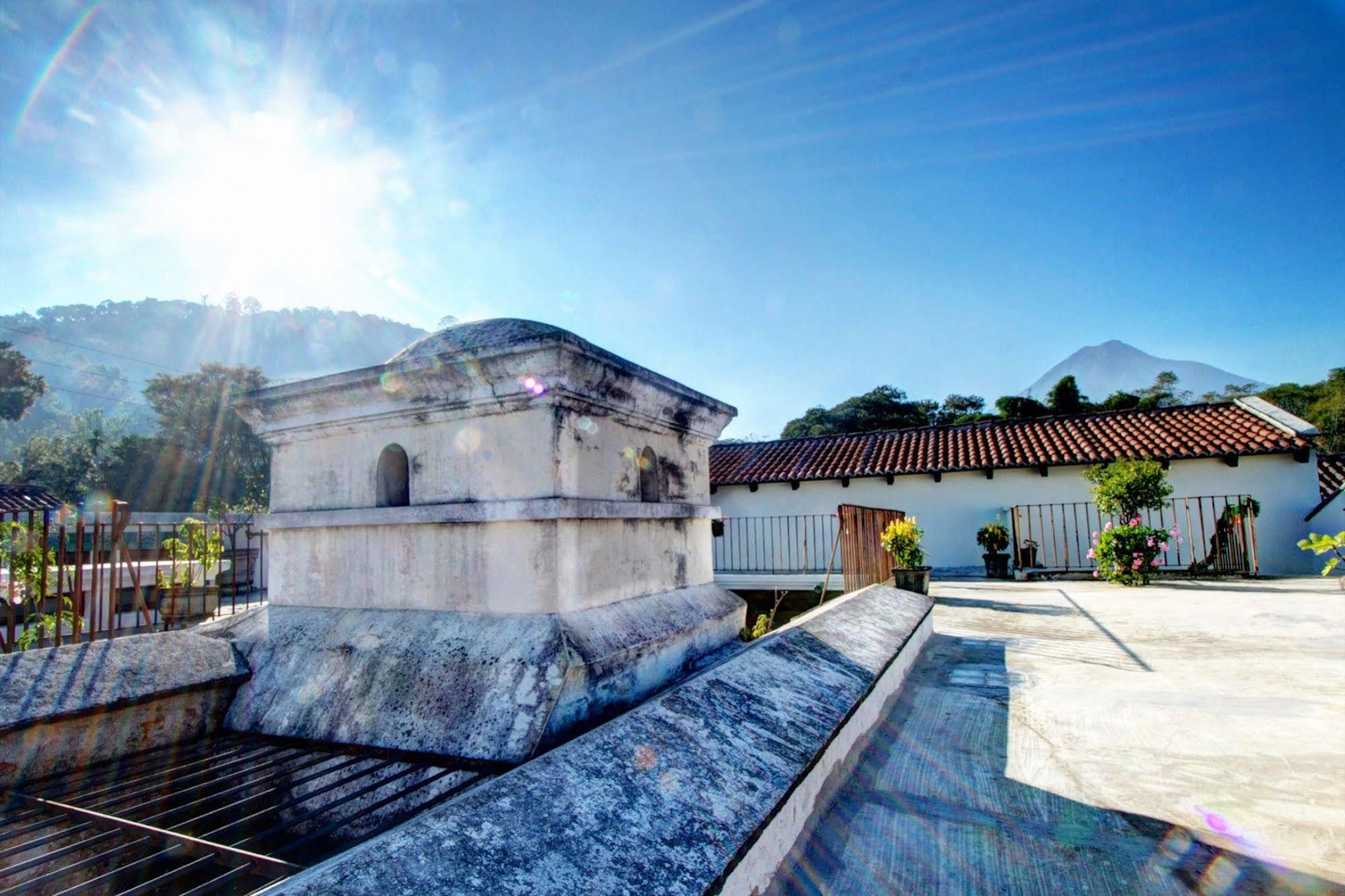 Hotel Sor Juana Antigua Екстериор снимка