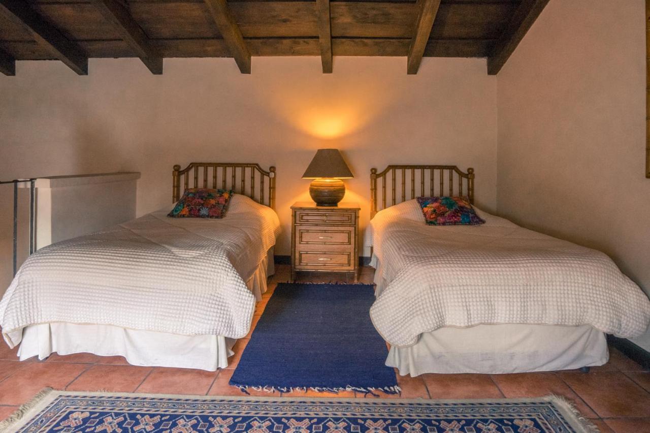 Hotel Sor Juana Antigua Екстериор снимка