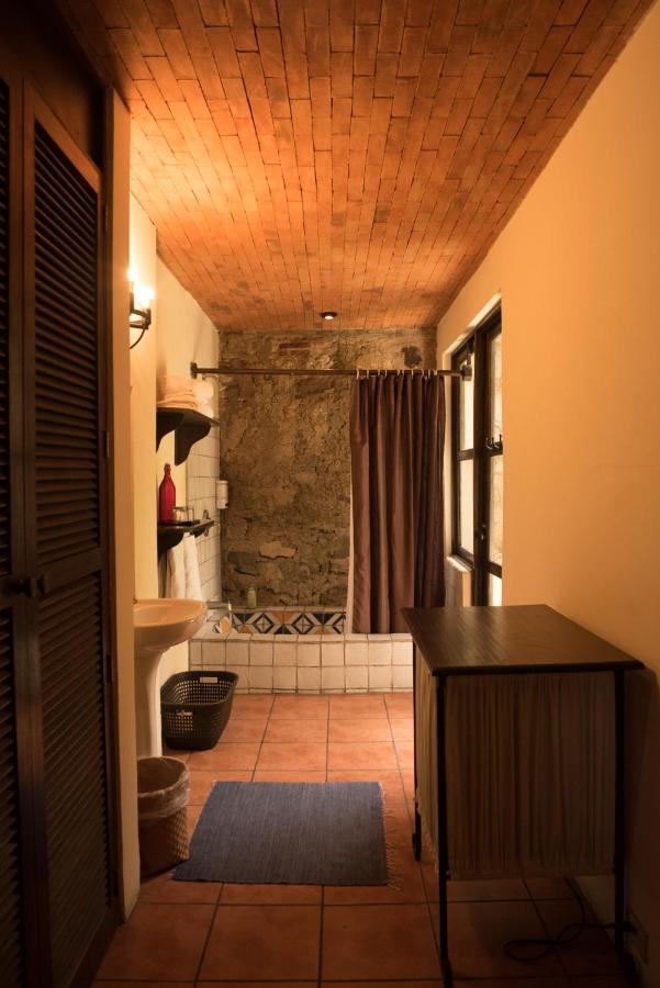 Hotel Sor Juana Antigua Екстериор снимка