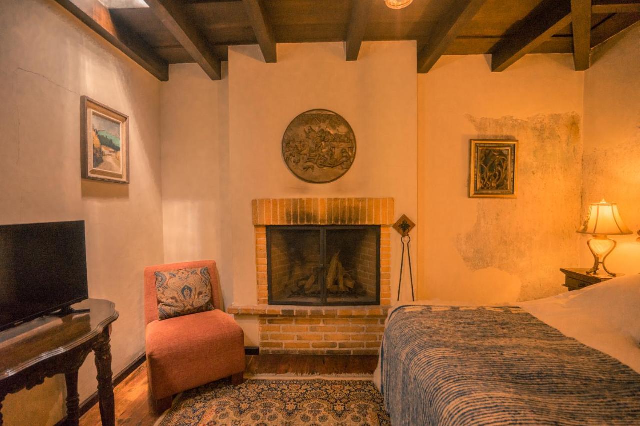 Hotel Sor Juana Antigua Екстериор снимка
