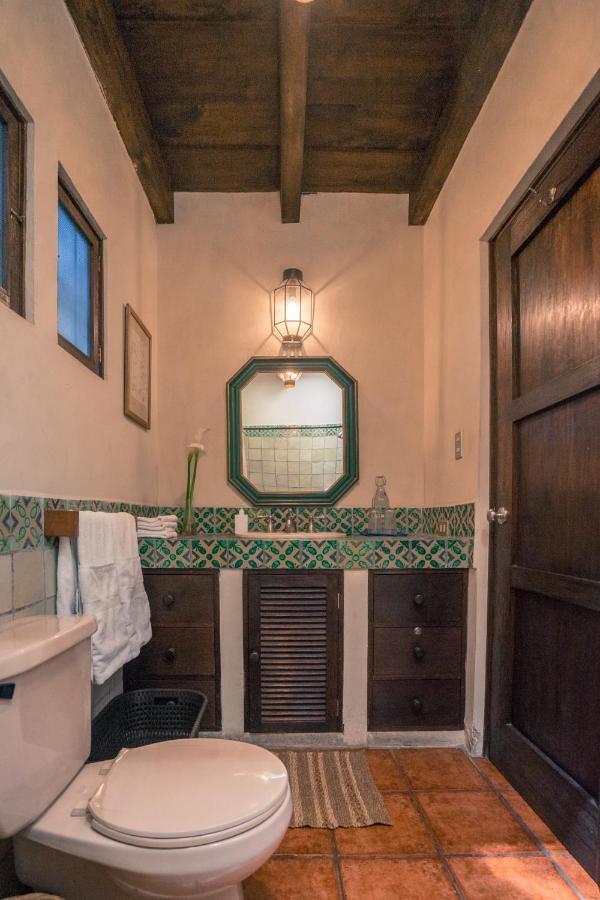 Hotel Sor Juana Antigua Екстериор снимка